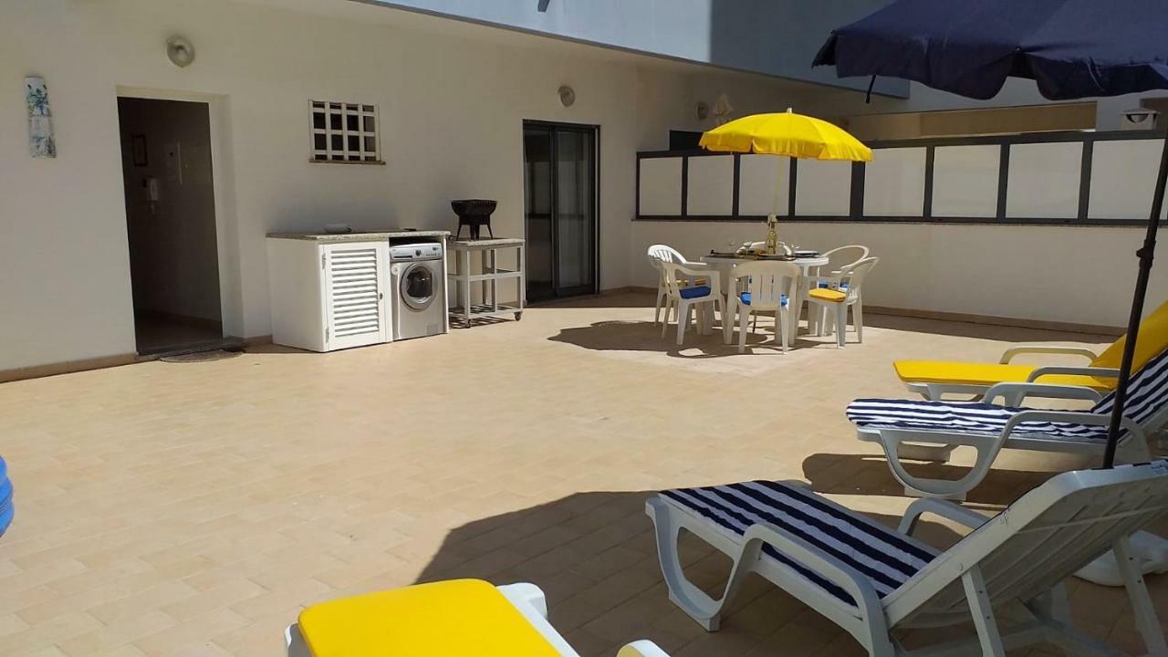T2 Tahíti - Terraço, Familiar, Garagem, Wifi Quarteira Exterior foto