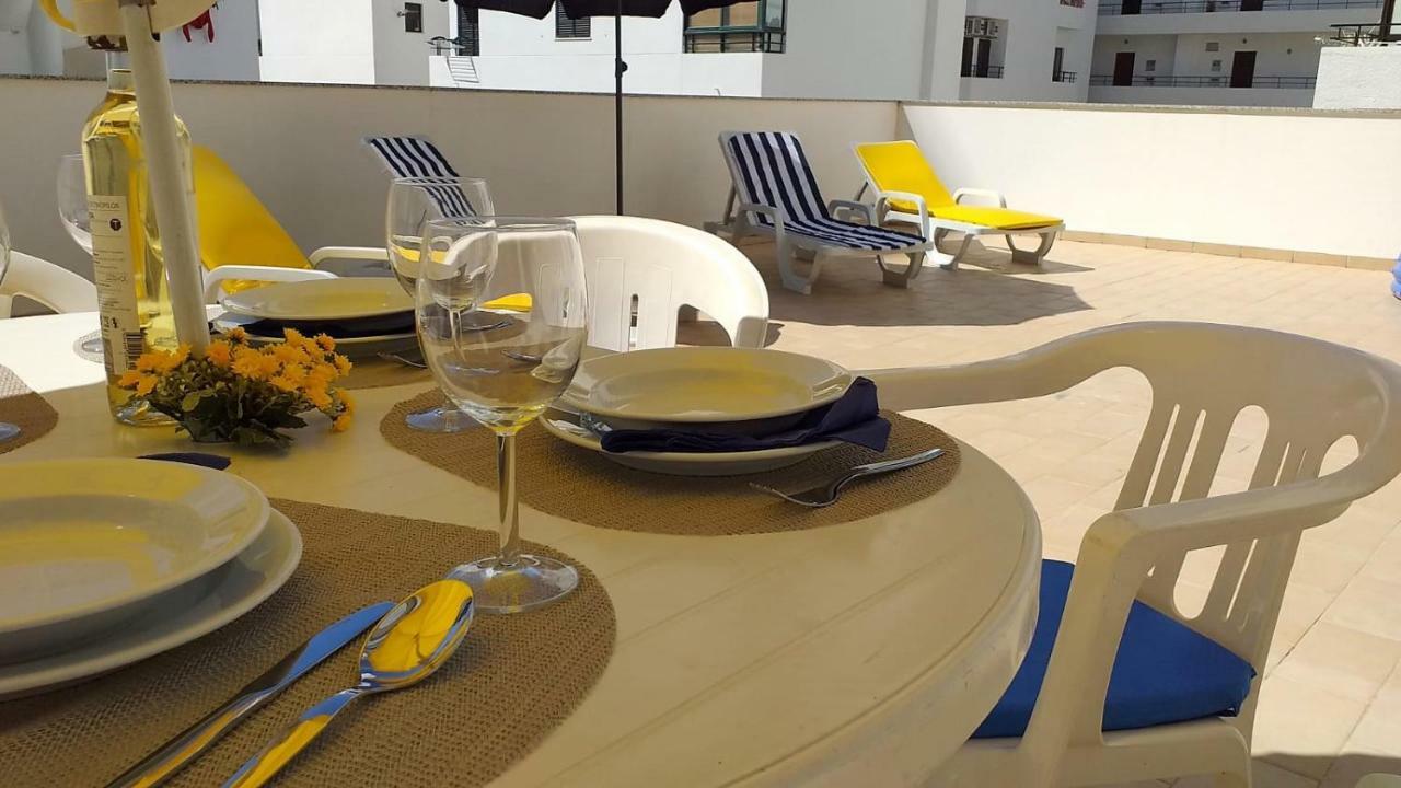 T2 Tahíti - Terraço, Familiar, Garagem, Wifi Quarteira Exterior foto